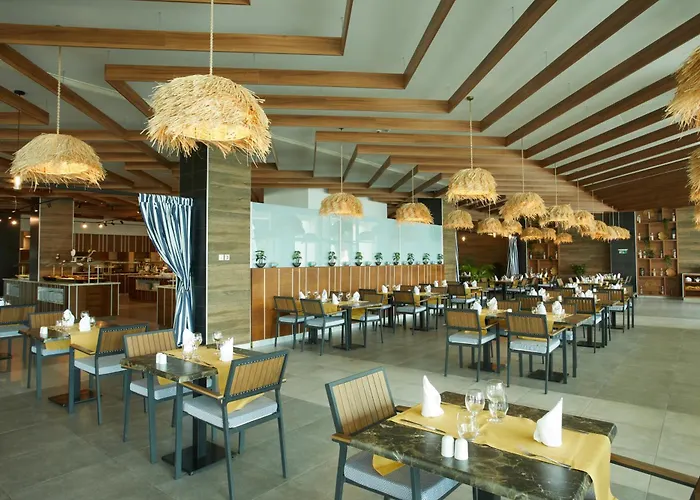 Szálloda Secrets Sunny And (adults Only)