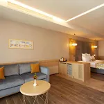 Secrets Sunny And (adults Only) Otel