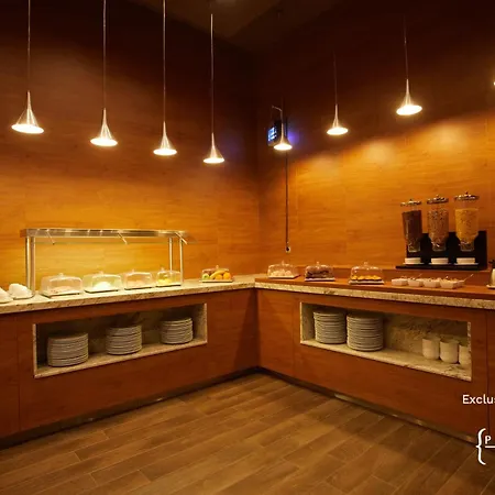 Szálloda Secrets Sunny And (adults Only) Napospart