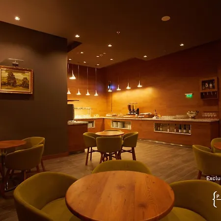 Secrets Sunny And (adults Only) 5*