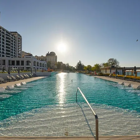 Secrets Sunny And (adults Only) فندق ساني بيتش