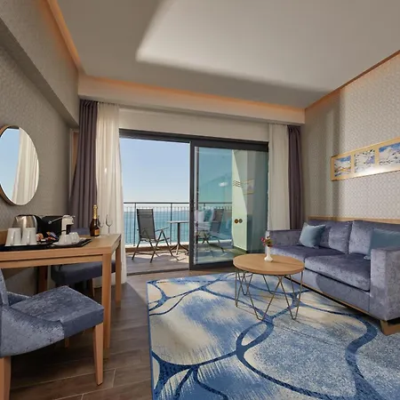 Secrets Sunny And (adults Only) Hotell Slăntjev Brjag