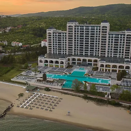 Hotel Secrets Sunny And (adults Only)