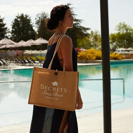 Secrets Sunny And (adults Only) 5* Napospart