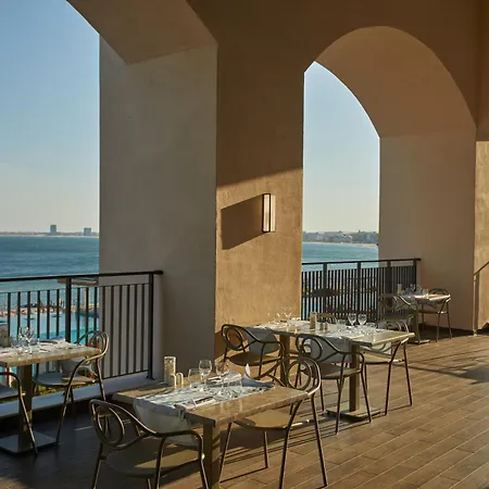 فندق Secrets Sunny And (adults Only) ساني بيتش