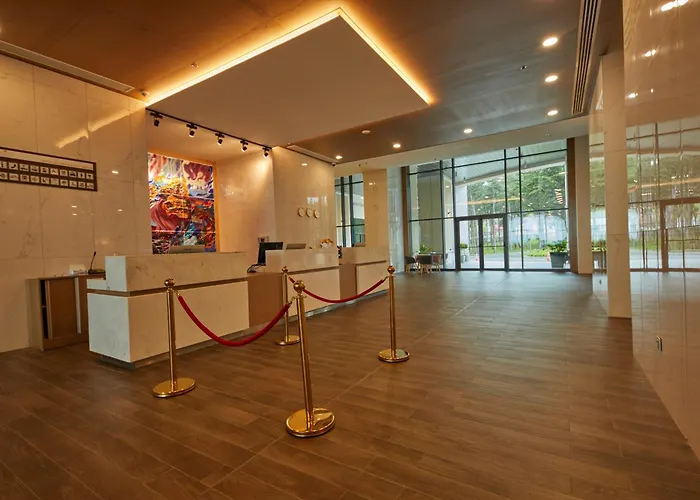 Otel Secrets Sunny And (adults Only)